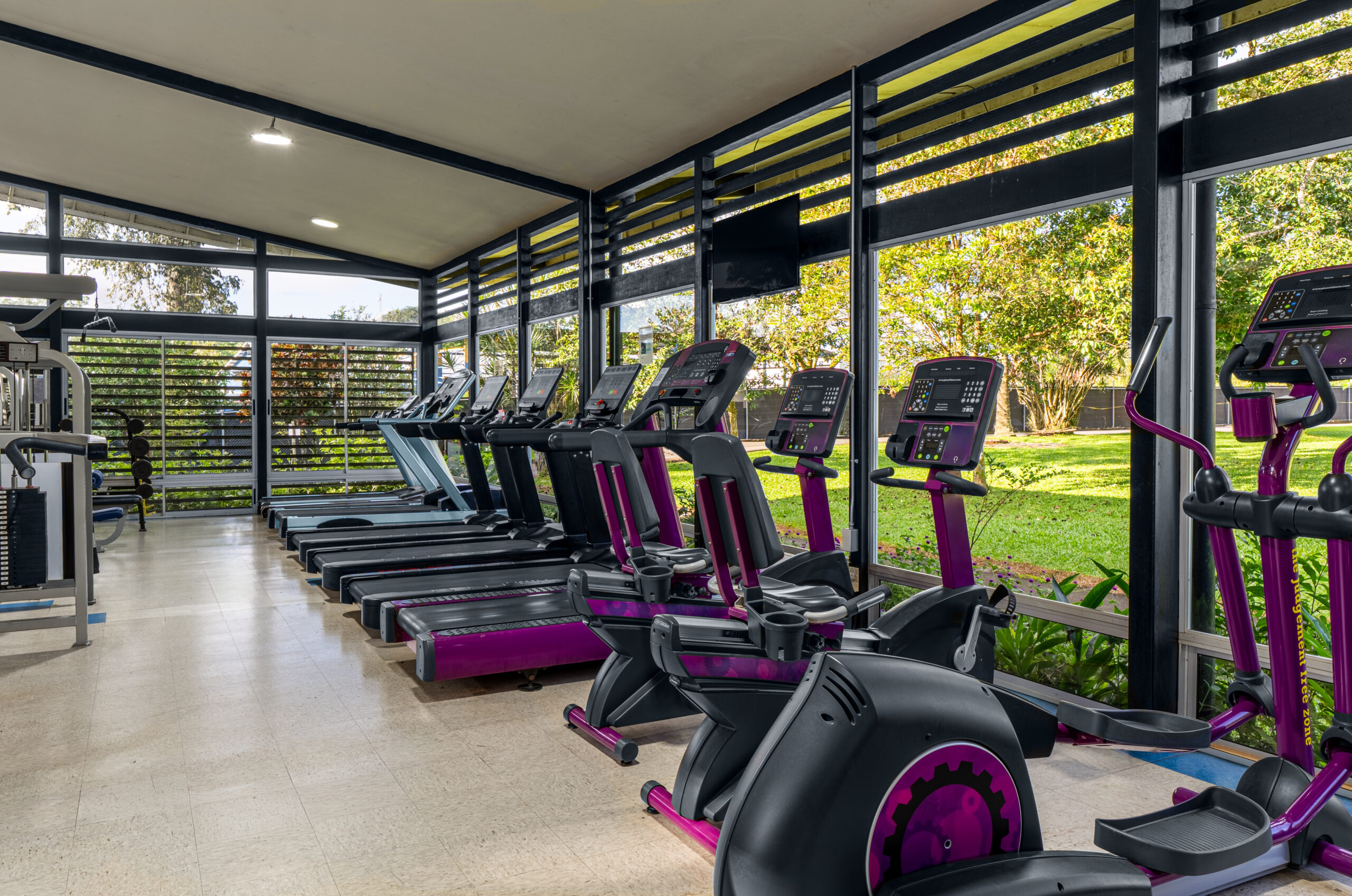 gym hotel del sur
